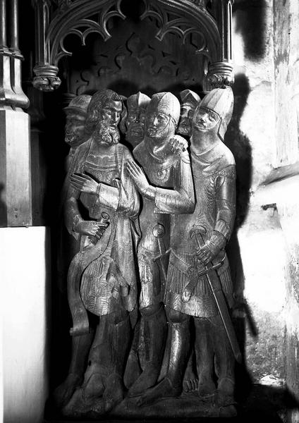 Bas-relief en bois peint, groupe de soldats