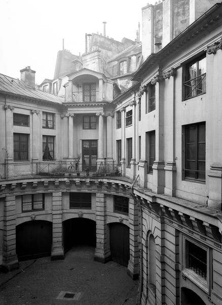 Cour intérieure