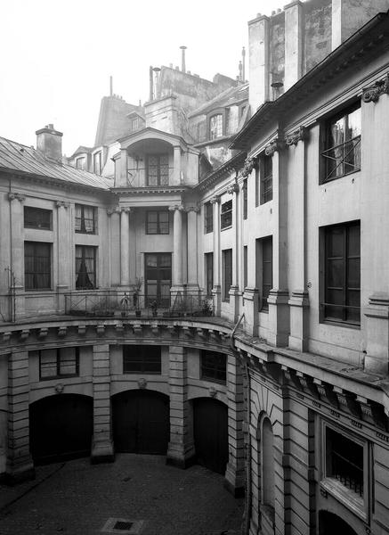 Cour intérieure