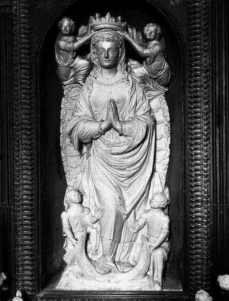 Groupe sculpté : l'Assomption