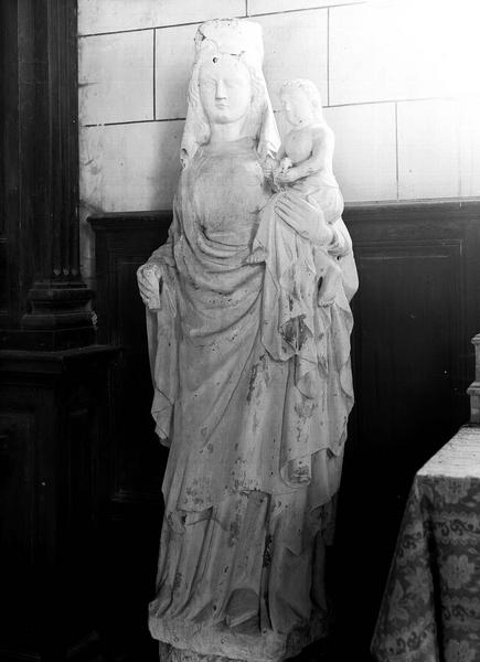Statue : Vierge à l'Enfant