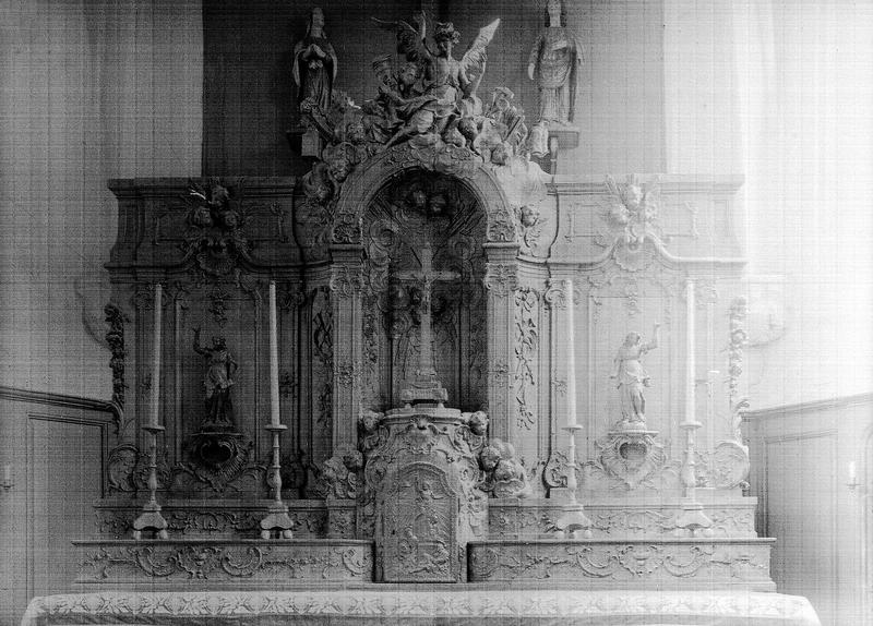 Retable du maître-autel, en bois sculpté et doré