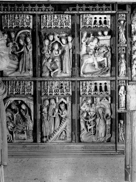 Retable du maître-autel, bas-relief et statuettes en albâtre : scènes de la vie de la Vierge et de la vie saint Georges (détail de la partie gauche)