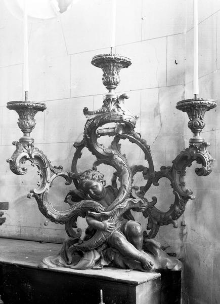 Statue en bois : ange céroféraire - © Ministère de la Culture (France), Médiathèque du patrimoine et de la photographie, diffusion RMN-GP