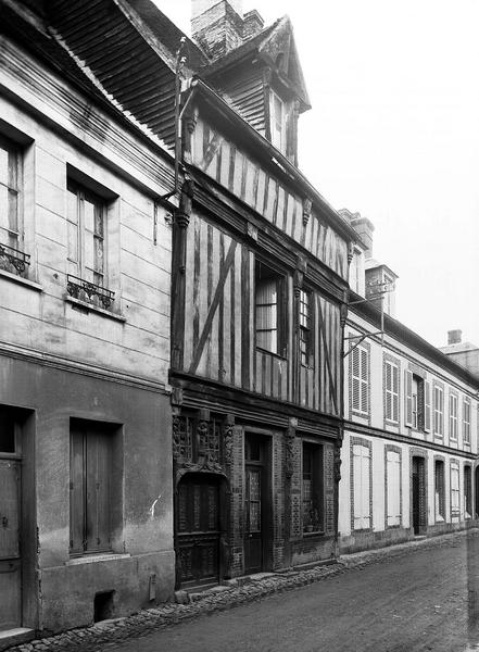 Façade sur rue (ensemble)