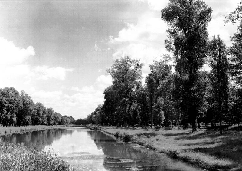 Parc et grand canal, vers le sud-est