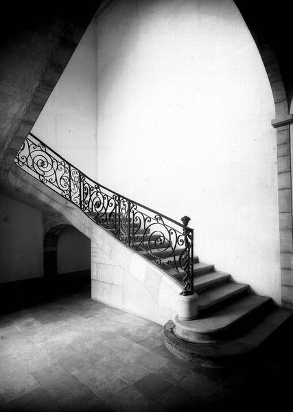 Départ d'escalier