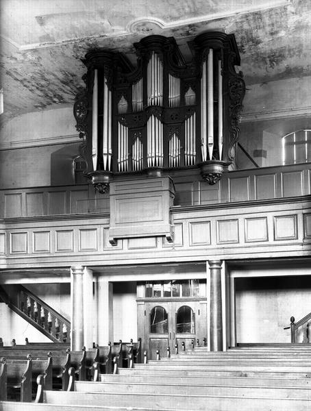 Orgue de tribune : buffet d'orgue