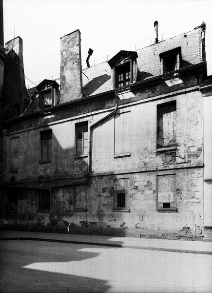 Façade sur cour