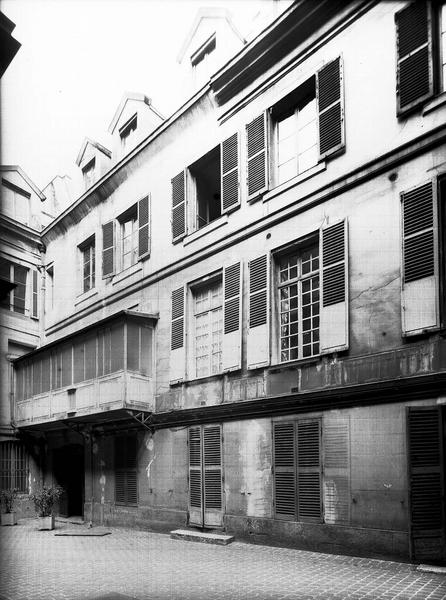 Façade sur cour