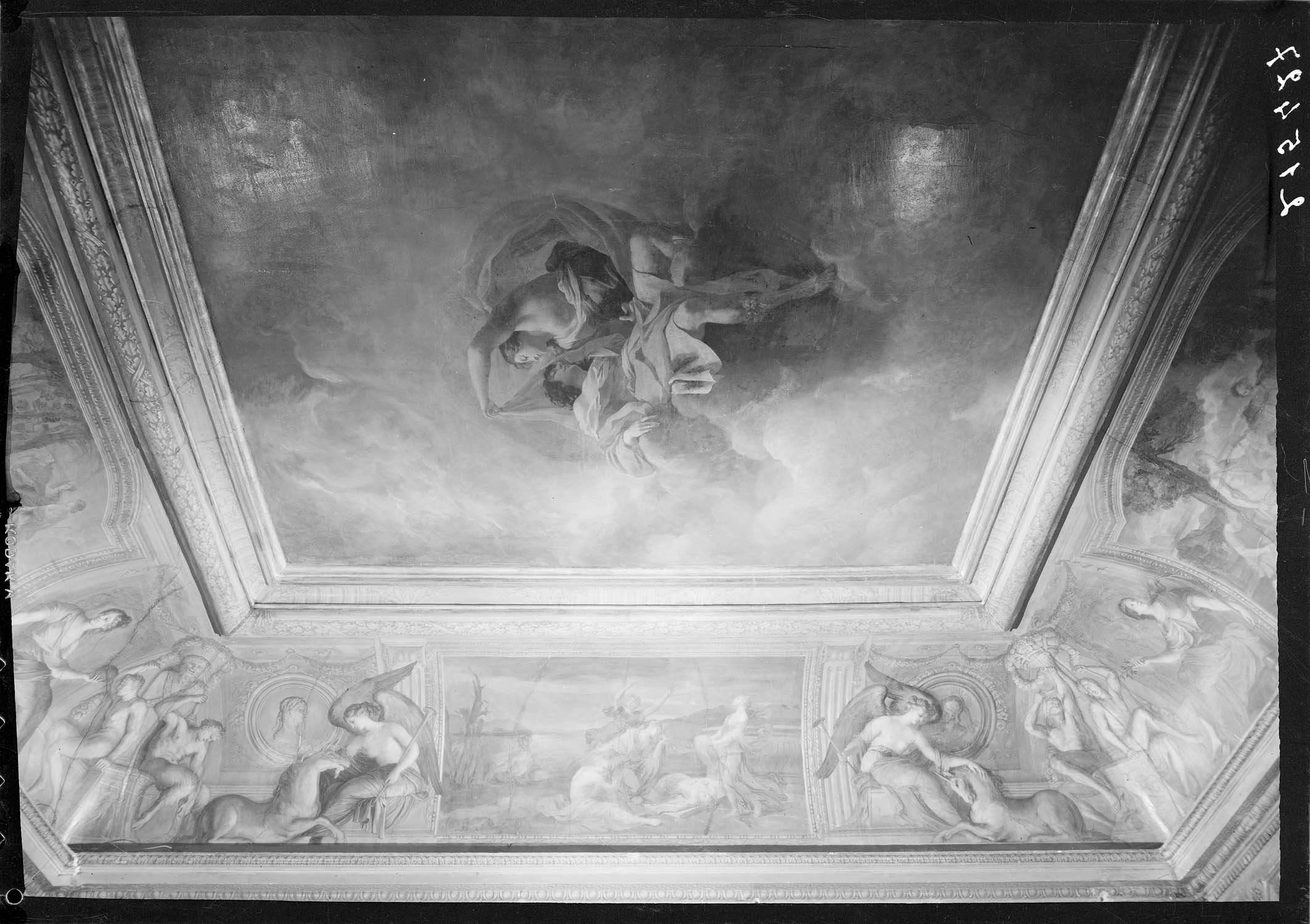 Plafond du salon des Muses