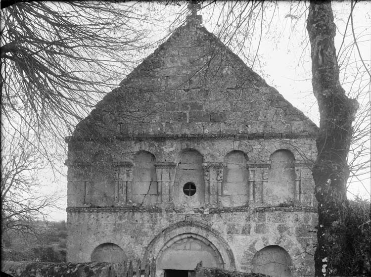 Façade ouest, partie haute