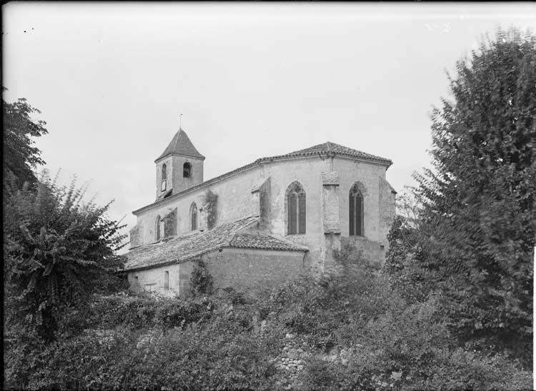 Extérieur, ensemble sud-est (fissures au-dessus des fenestrages du chœur)