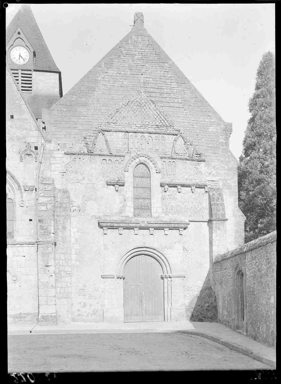 Façade ouest, pignon côté sud : ensemble