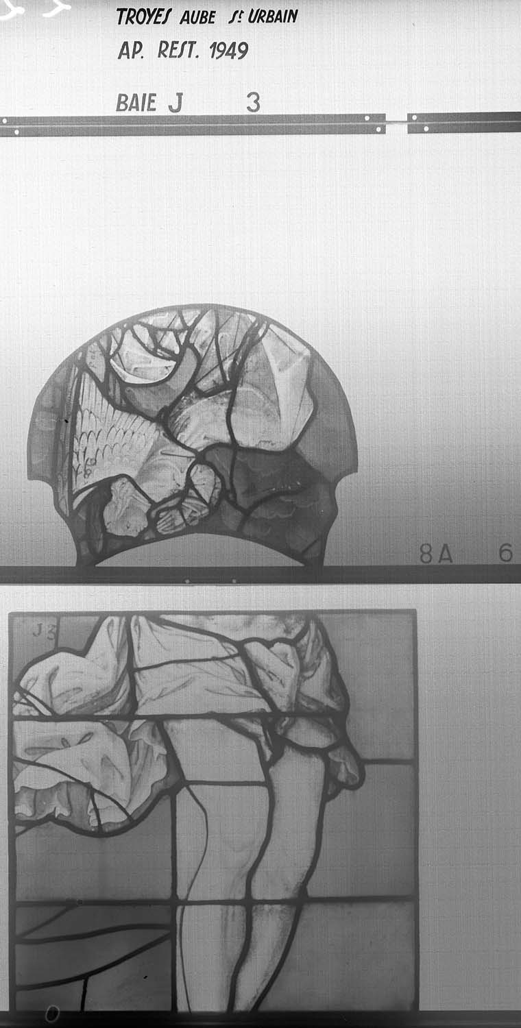 Baie J, panneau de vitrail 3 6 8A