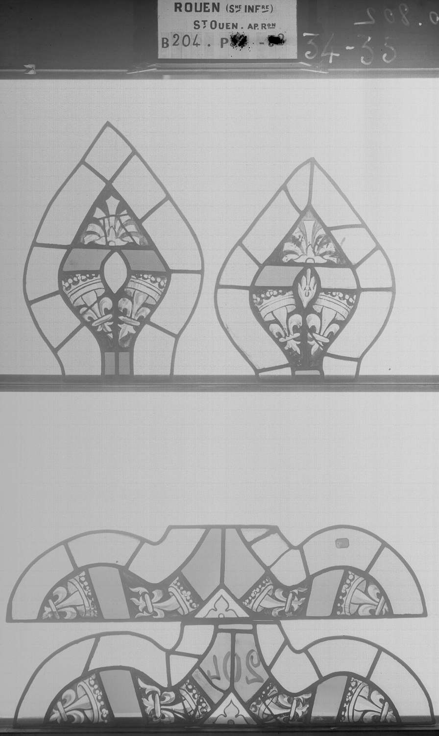 Baie 204, panneau de vitrail 34 35