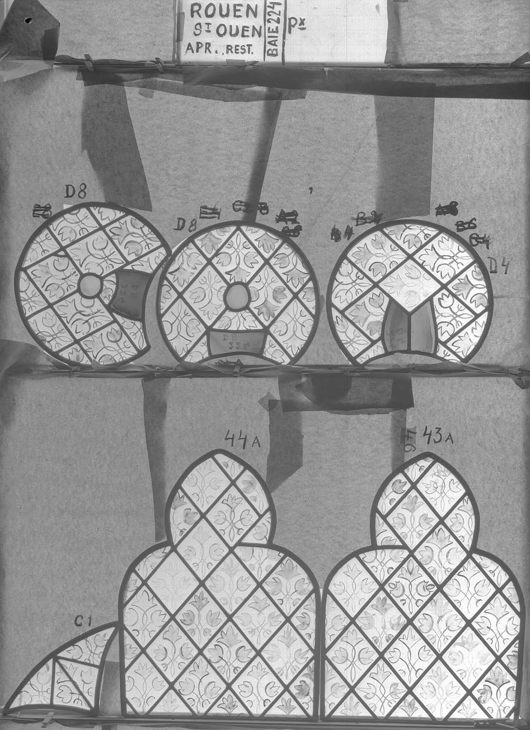 Baie 224, panneau de vitrail 43A 44A C1