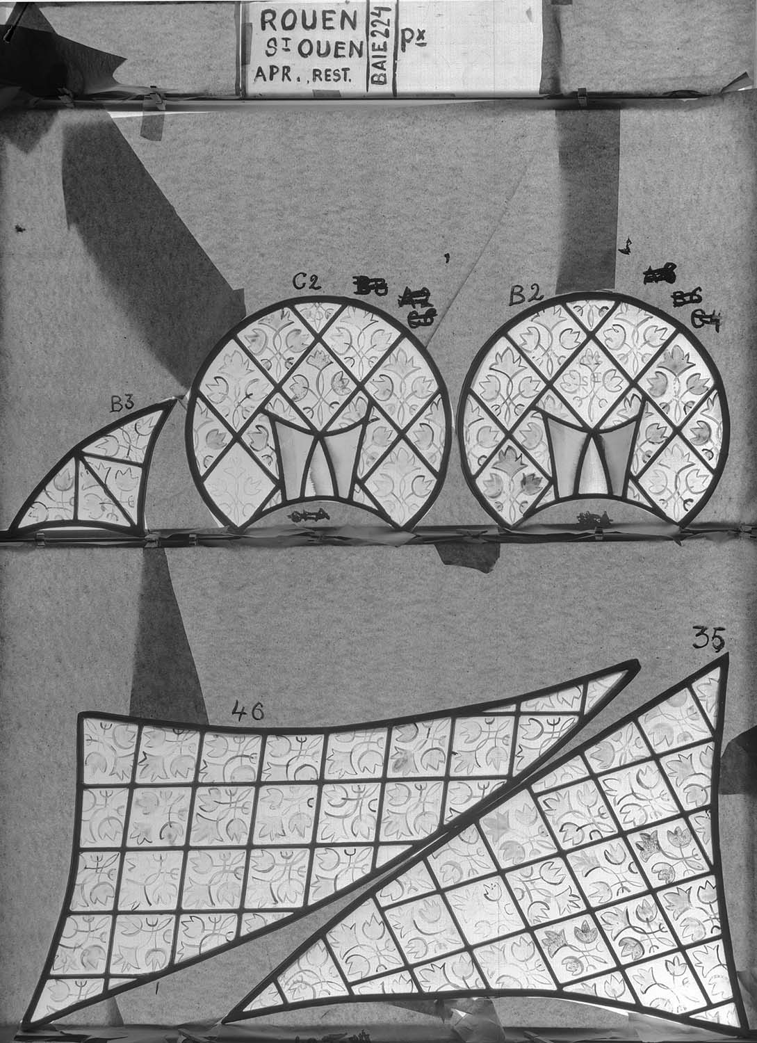 Baie 224, panneau de vitrail 35 46 B3 C2 B2