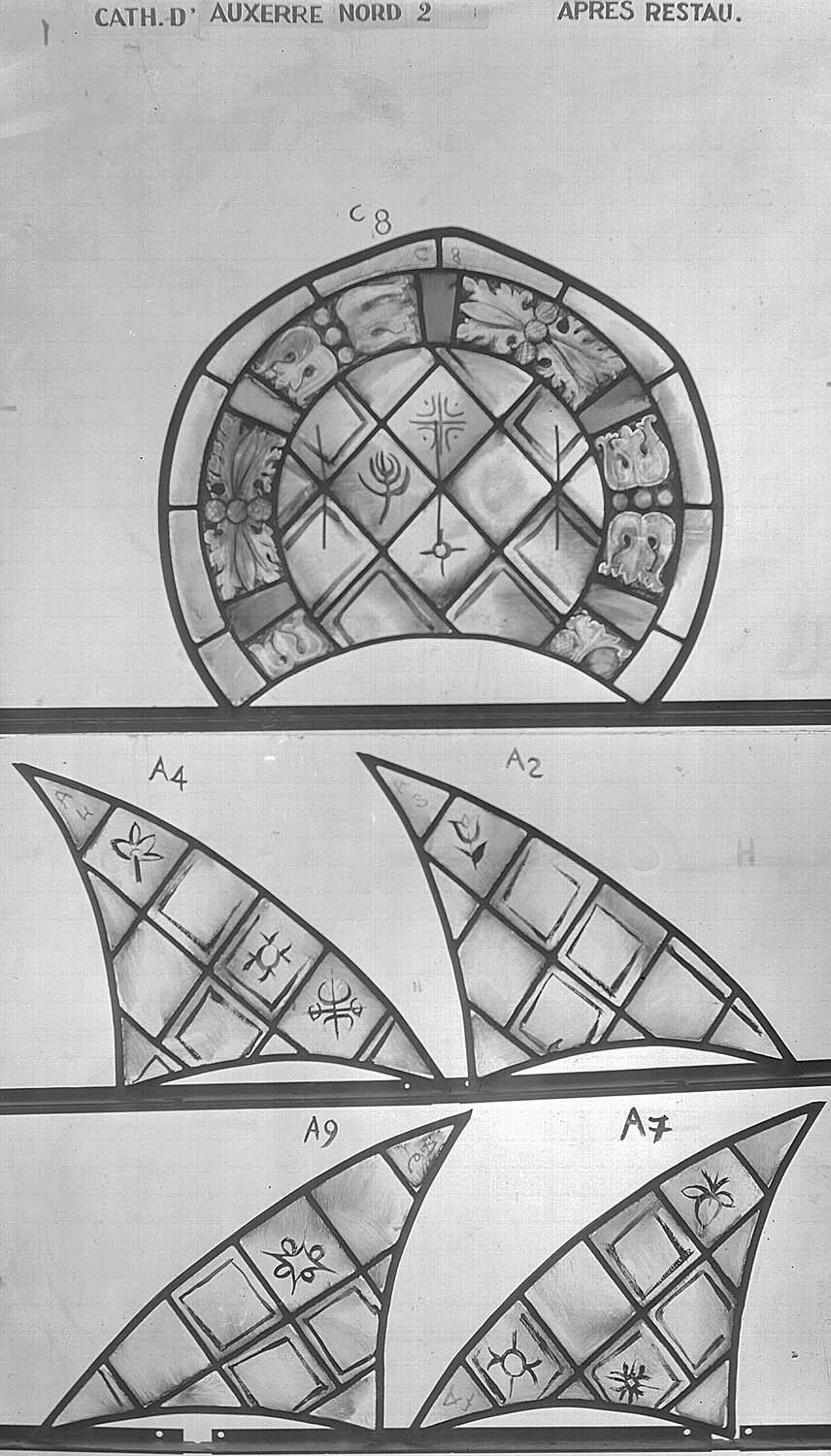 Baie nord II de la nef, panneau de vitrail A 2 4 7 9 C 8