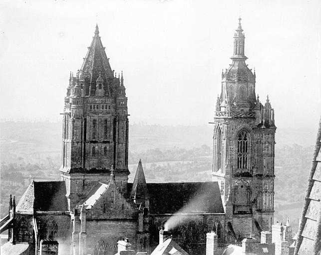 Ensemble, vue prise de la cathédrale