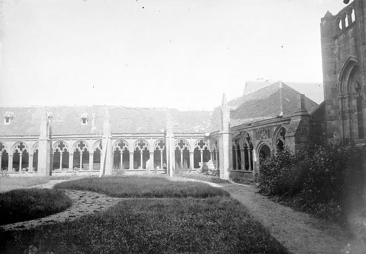 Ensemble du cloître