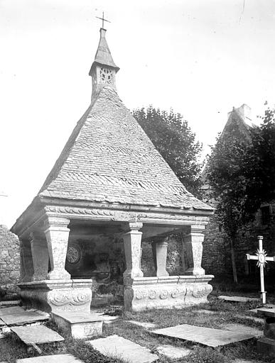 Chapelle funéraire, vue extérieure