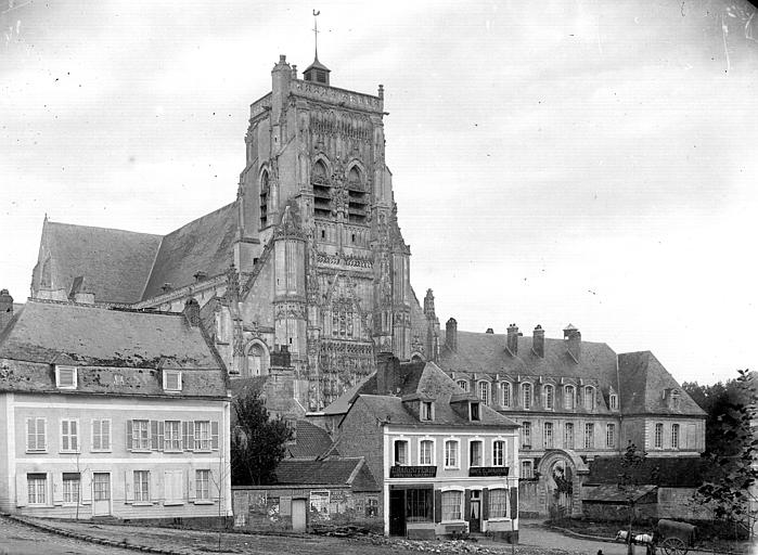 Ensemble ouest et abbaye