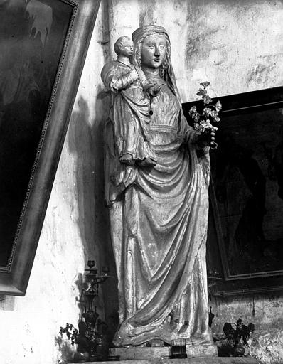 Statue de la Vierge à l'Enfant (bas-côté nord)