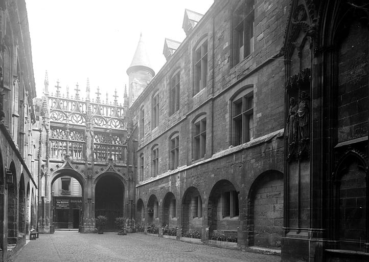 Cour des Libraires