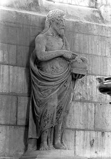 Statue de saint Jean-Baptiste - © Ministère de la Culture (France), Médiathèque du patrimoine et de la photographie, diffusion RMN-GP