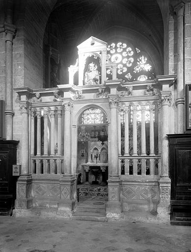 Clôture d'une chapelle sud