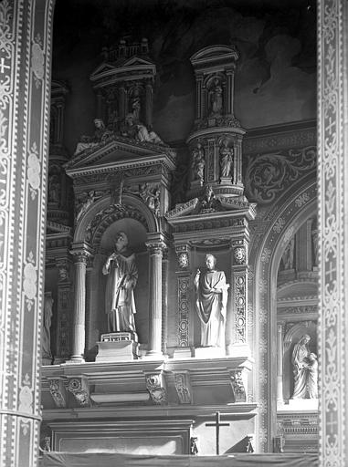 Retable de la deuxième chapelle nord