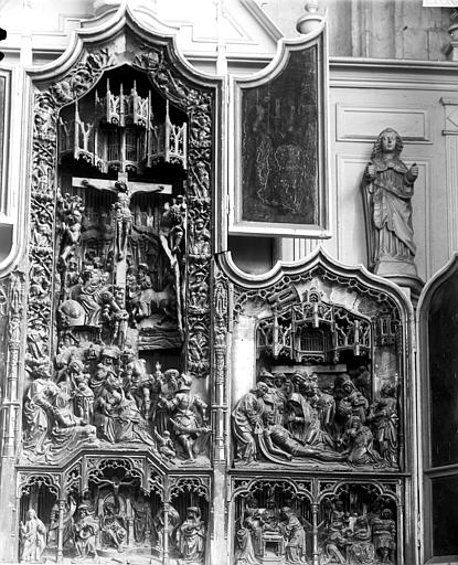 Retable sculpté en haut-relief : partie droite