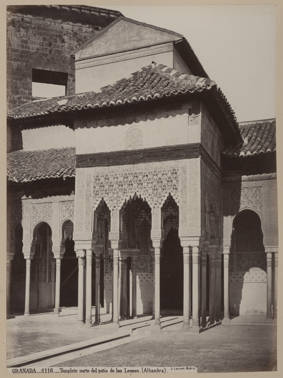 Pavillon nord de la cour des Lions ou patio de los Leones