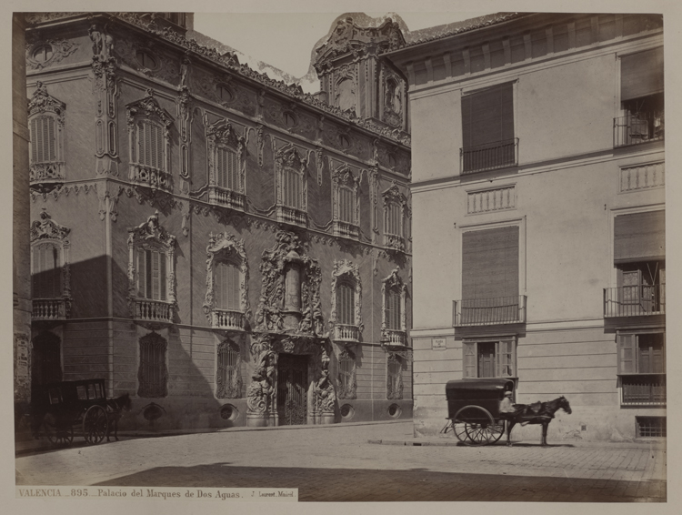 Façade