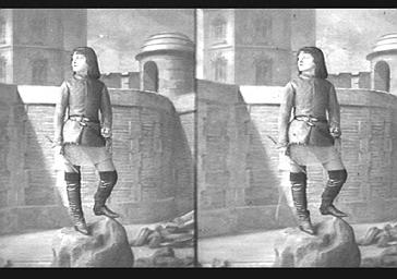 Mlle Darnaud, actrice, dans 'Jeanne d'Arc'