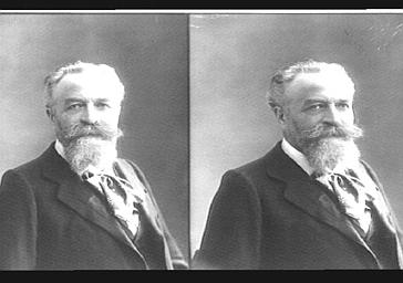 Judas Colonna dit Édouard Colonne, violoniste et chef d'orchestre français. Fondateur avec Georges Hartmann des Concerts Colonne en 1873.