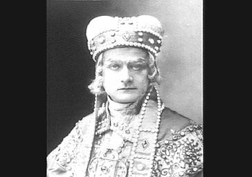 M.de Max, dans 'Gismonda'