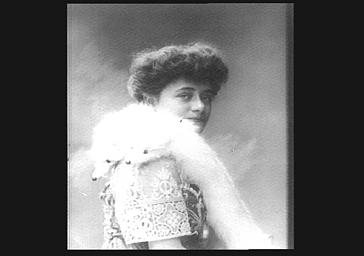 Mademoiselle Samary Lagarde, actrice au théâtre des Célestins à Lyon