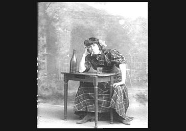 Jeanne Fusier-Gir, dans 'La Fille Élisa'