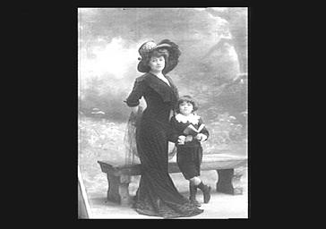 Cora Laparcerie-Richepin