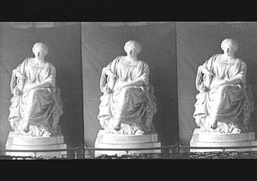 Aurore Amandine Lucie Dupin, baronne Dudevant dite George Sand, romancière, dramaturge et épistolière française