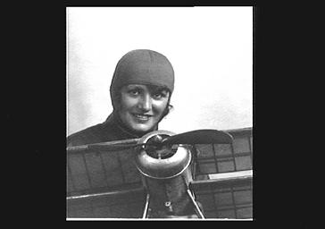 Maryse Bastié, première femme aviatrice