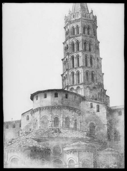 Clocher et façade orientale