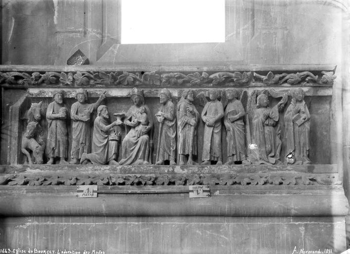 Intérieur : bas-relief représentant l'Adoration des mages