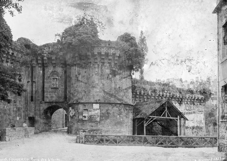 Porte Saint-Sulpice avec tour, extra-muros