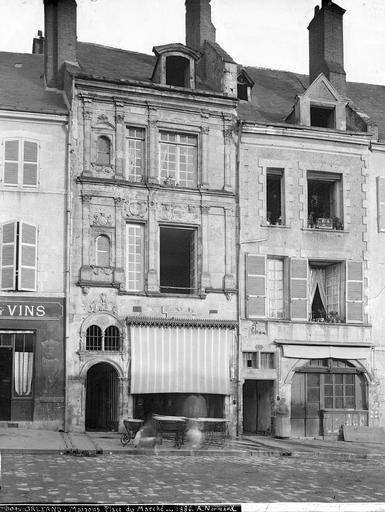 Façade Henri II sur rue