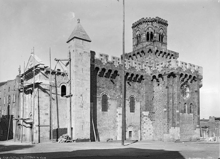 Ensemble sud-ouest, en cours de restauration