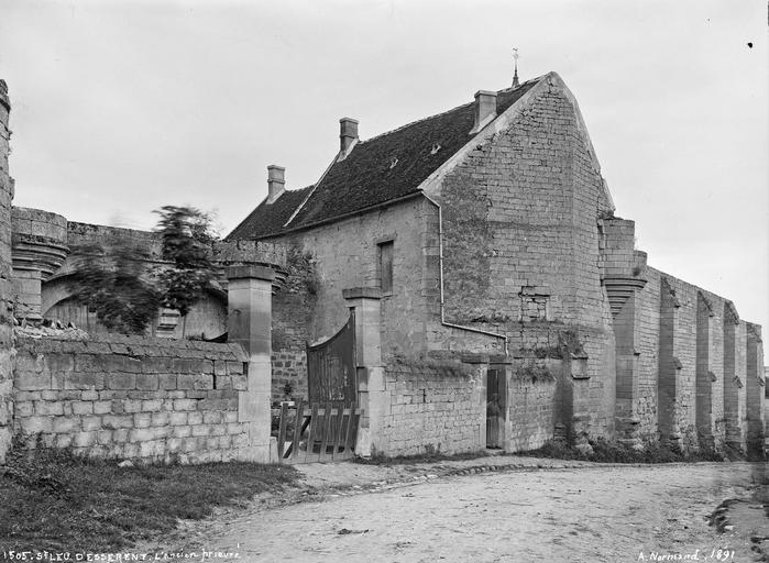 Ancien prieuré, façade sur rue