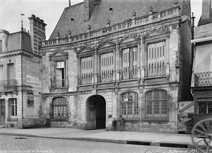 Façade sur rue